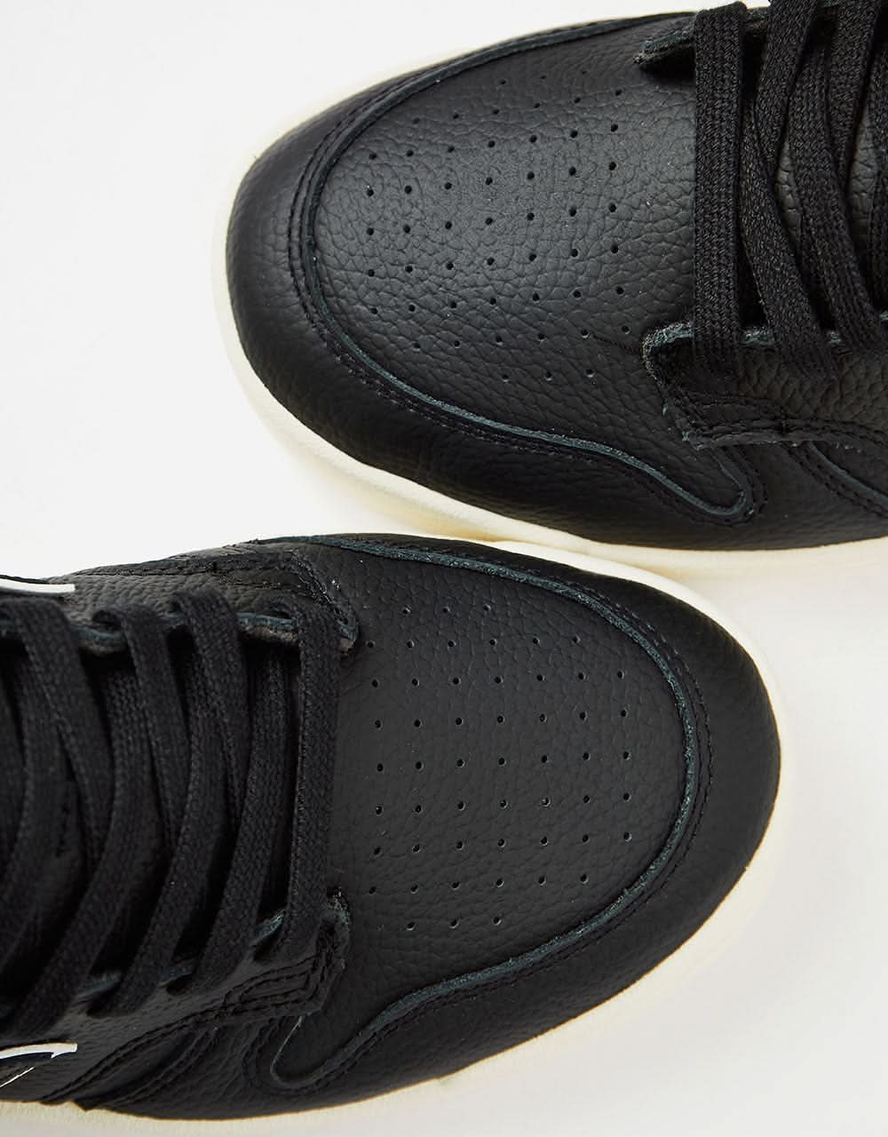 New Balance Numeric 480 Skate Shoes - Black/Sea Salt