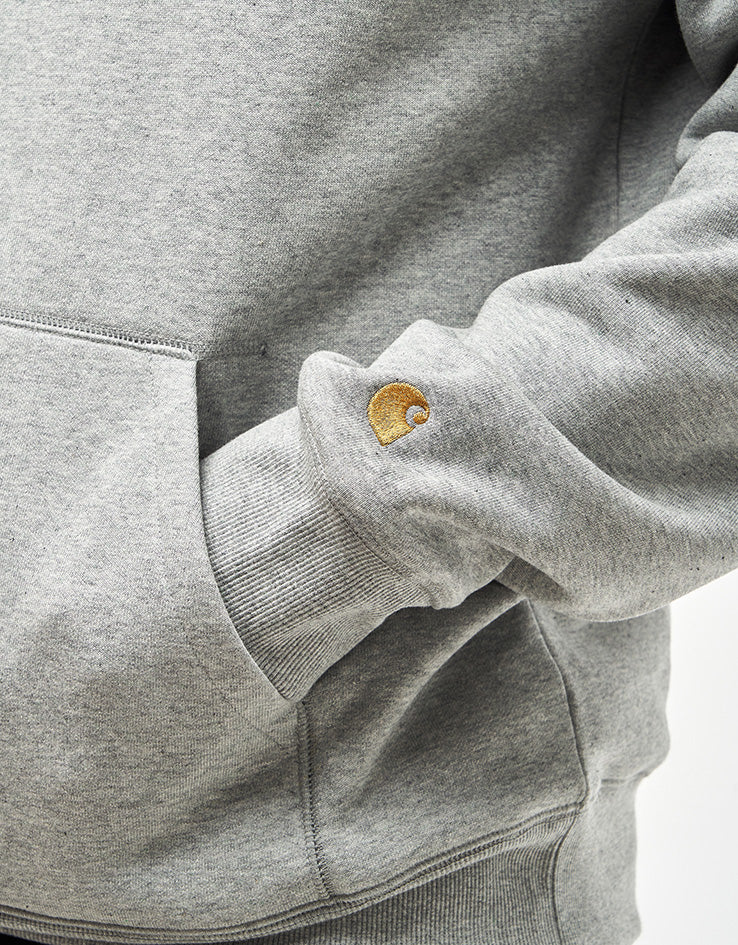 トップス HOODED CHASE SWEAT - Grey Heather / Gold Carhartt WIP - Hooded Chase Sweatshirt in Grey Heather/Gold
