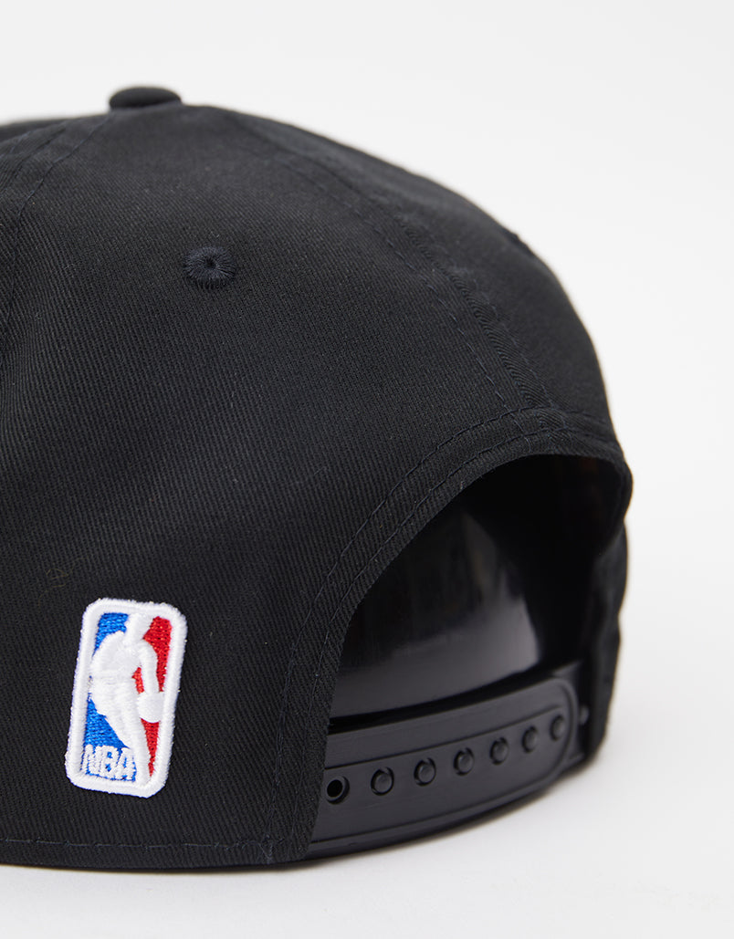 New Era 9Fifty® Chicago Bulls Patch  Cap - Black/Faded Red