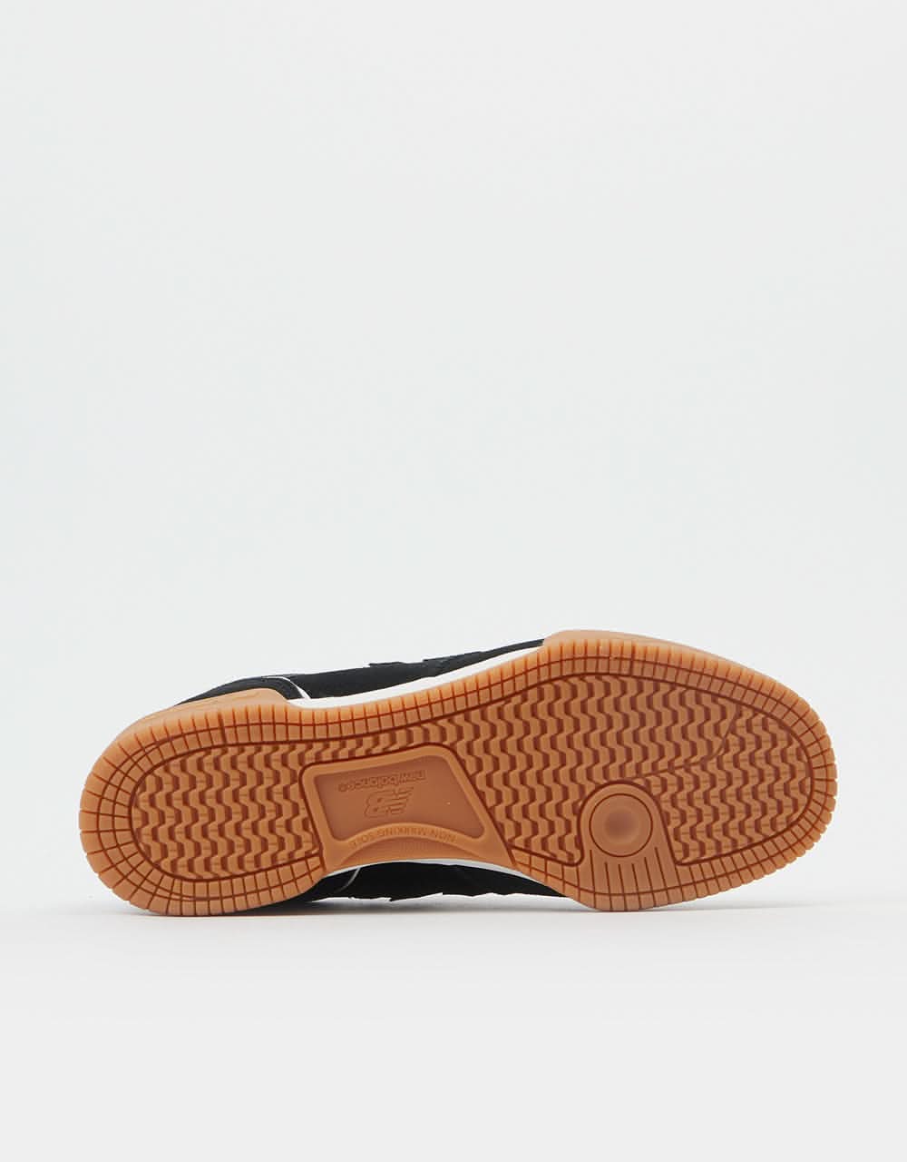New Balance Numeric 600 Skate Shoes - Black/Gum