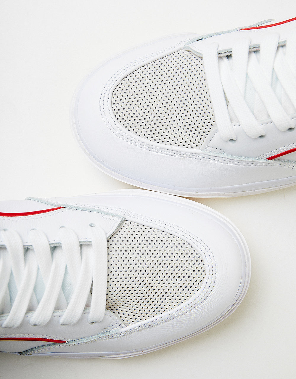 Nike SB React Leo Premium Skate Shoes - White/Midnight Navy