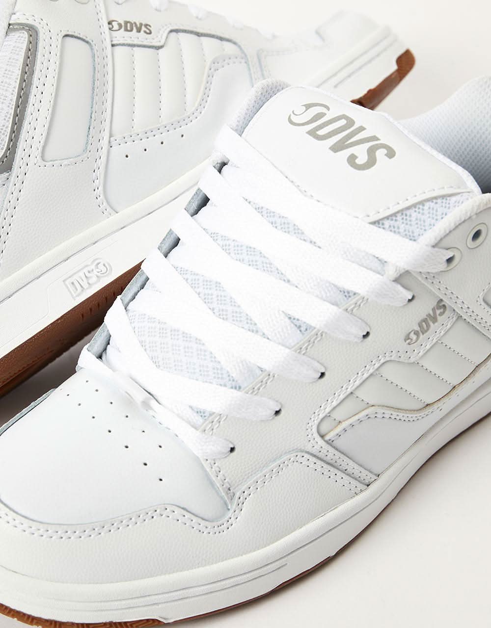 DVS Enduro 125 Skate Shoes - White/Gum Leather