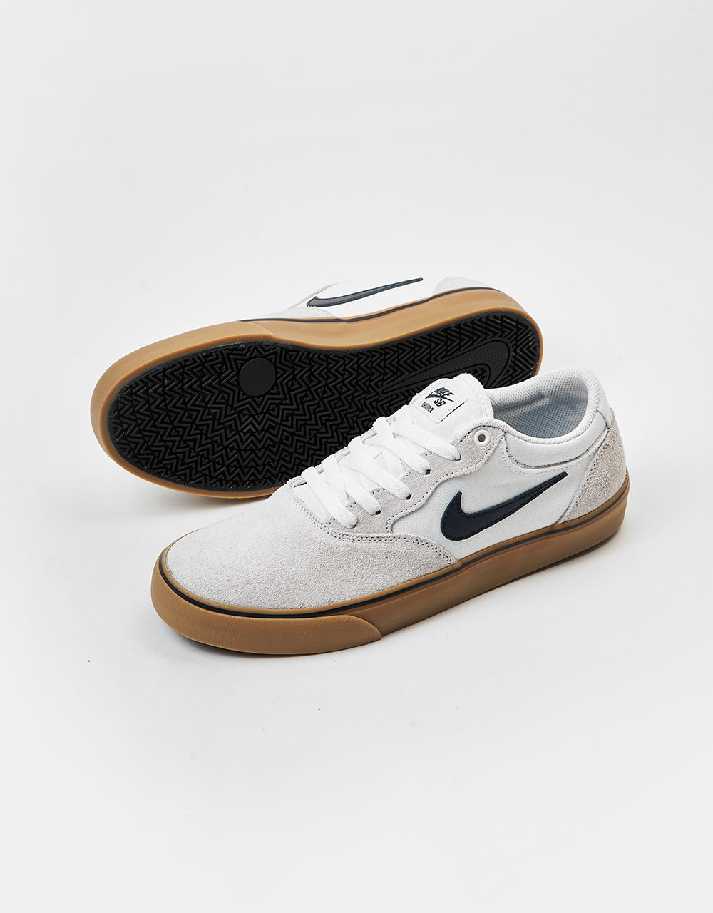Nike SB Chron 2 Skate Shoes - White/Obsidian-White-Gum Lt Brown-Black