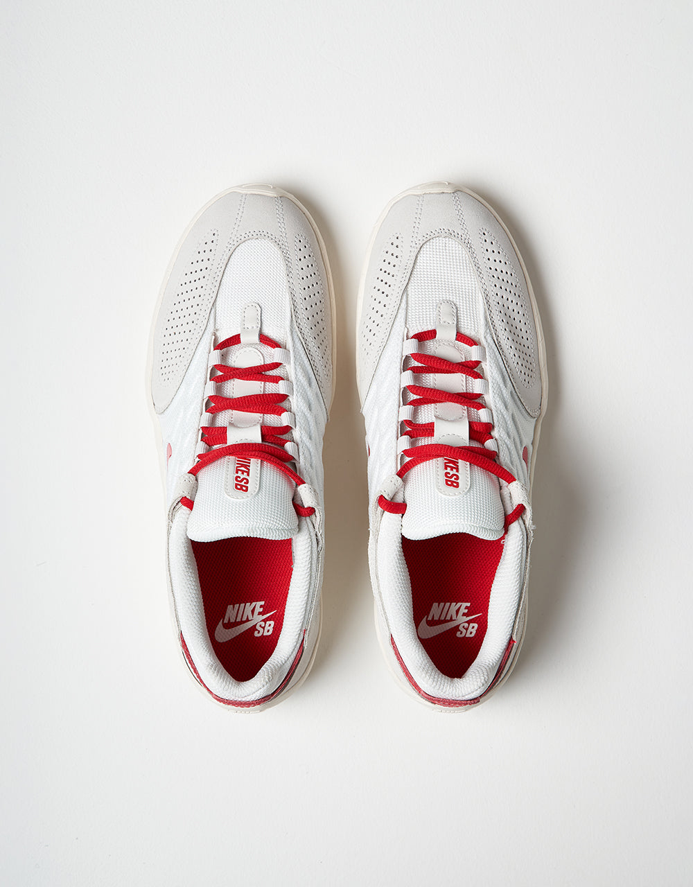 Nike SB Vertebrae Skate Shoes - Summit White/Univ Red-Phantom-Sail