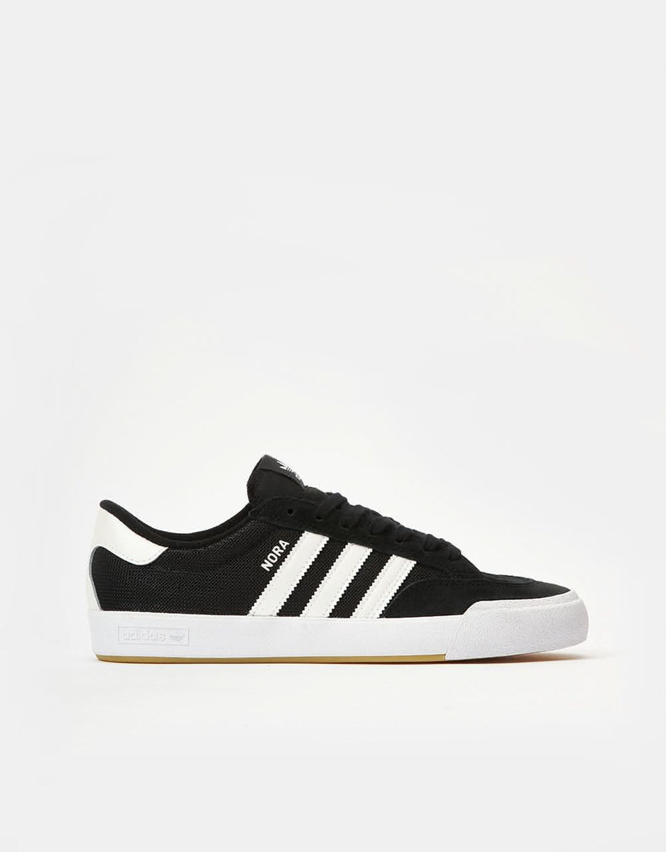 スニーカー adidas skateboarding nora GY6965 Amazon.co.jp: [アディダス] ノラ NORA フットウェアホワイト