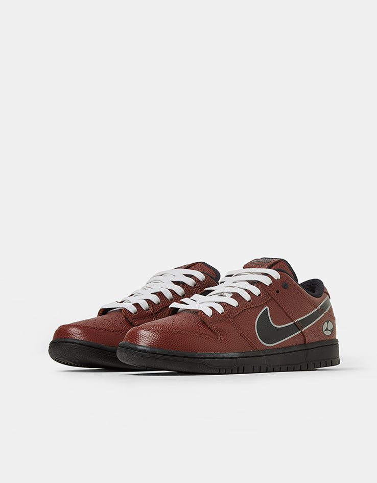 Nike SB 'Limosine' Dunk Low Pro QS Skate Shoes - Dark Pony/Black