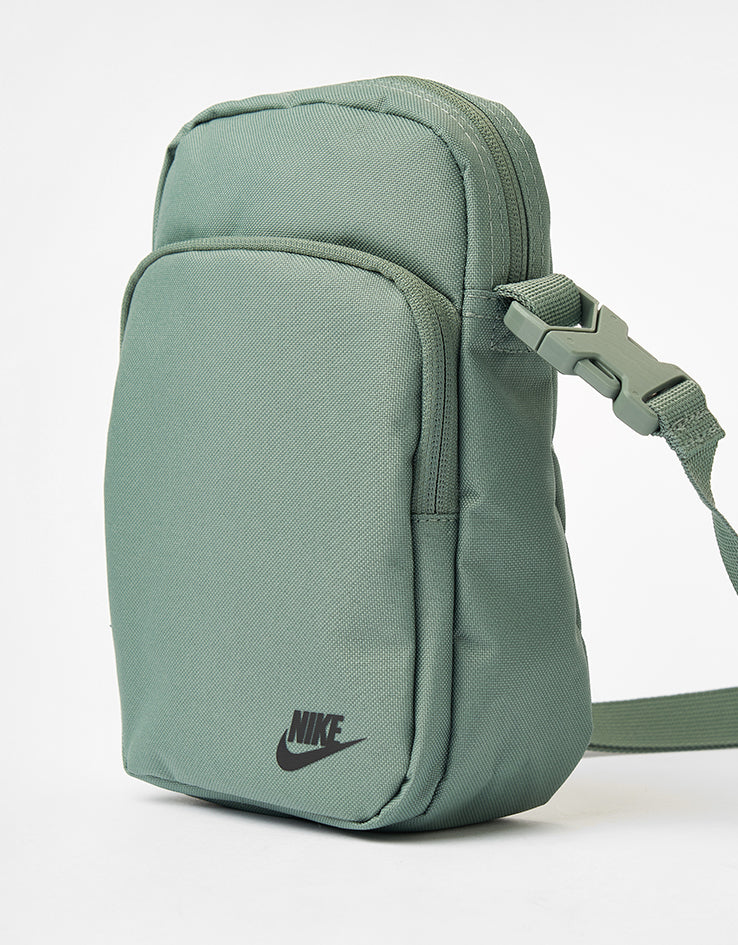 nike sb heritage crossbody bag
