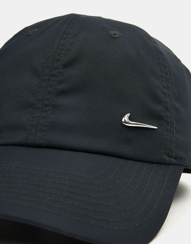 black nike womens cap