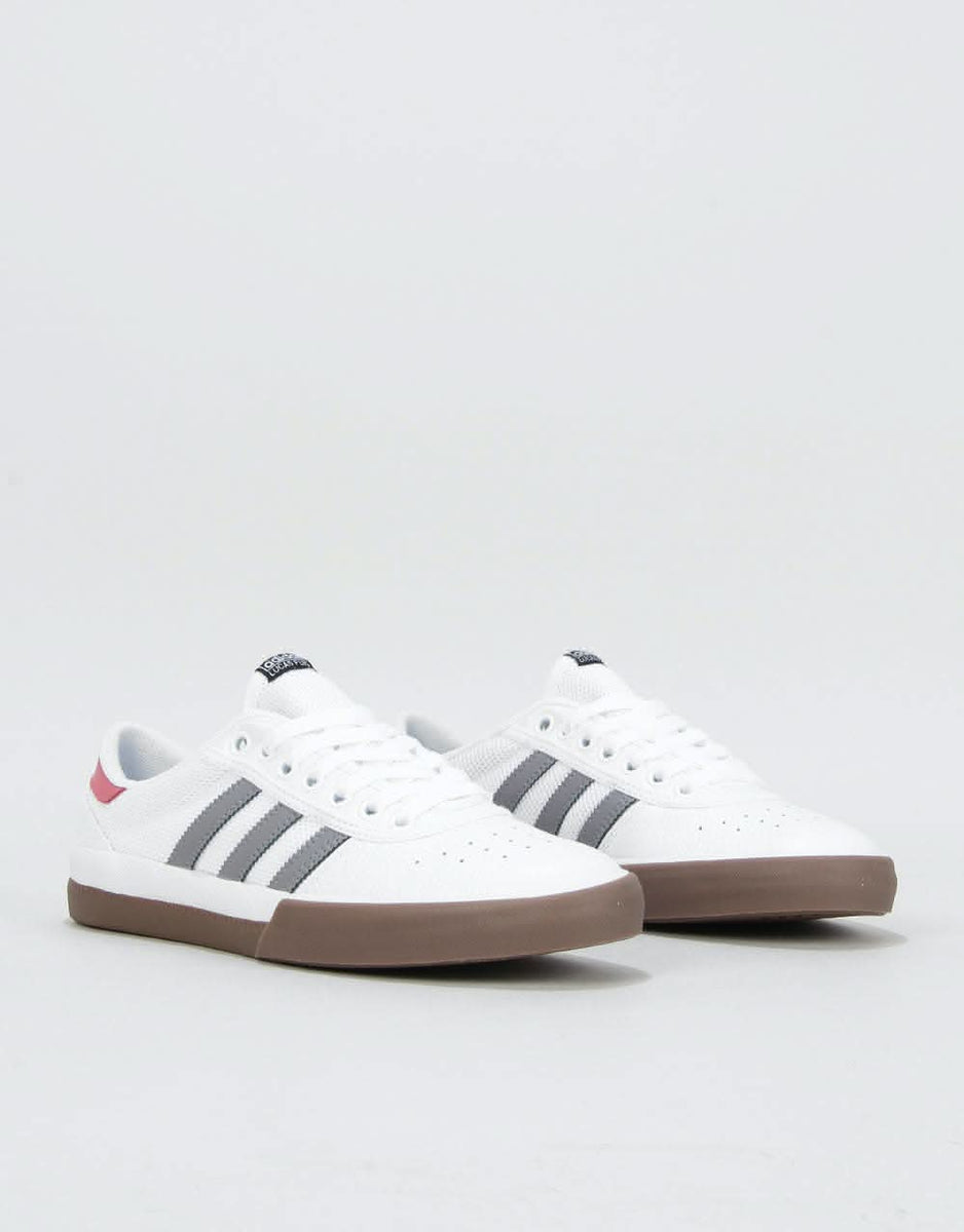lucas premiere shoes