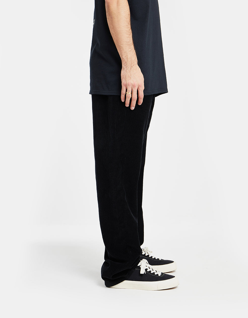Route One Relaxed Fit Big Wale Cords - Black