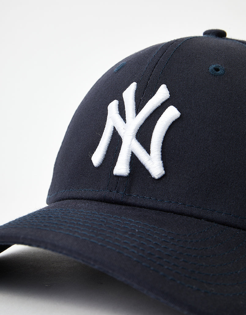 New Era 39Thirty League Basic New York Yankees Cap - Navy/White