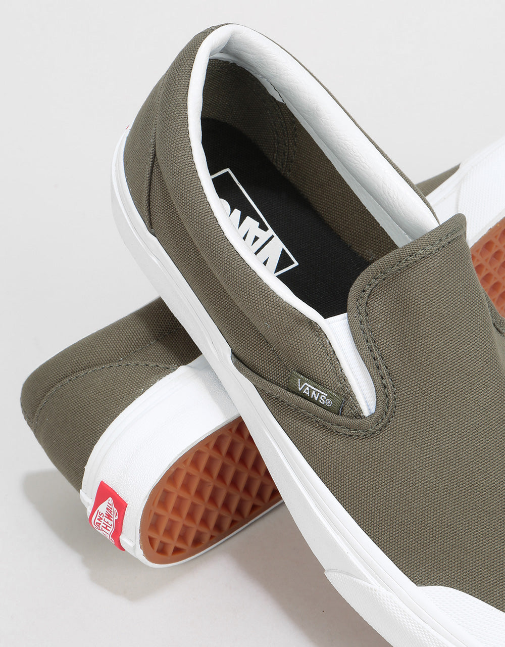 Vans Classic Slip-On Skate Shoes - (Canvas) Grape Leaf/True White