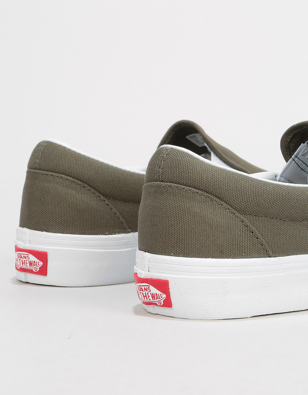 Vans Classic Slip-On Skate Shoes - (Canvas) Grape Leaf/True White