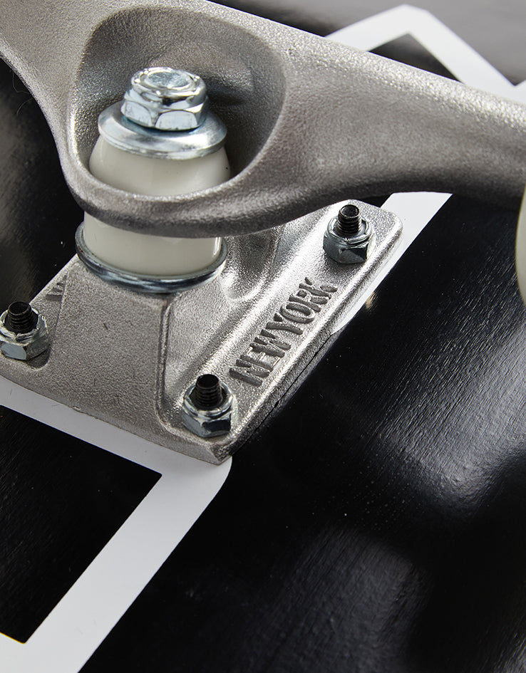 Zoo York OG 95 Logo Block Complete Skateboard