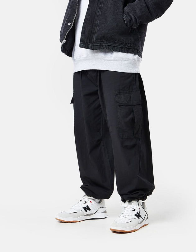 Route One Super Baggy Cargo Pant - Black