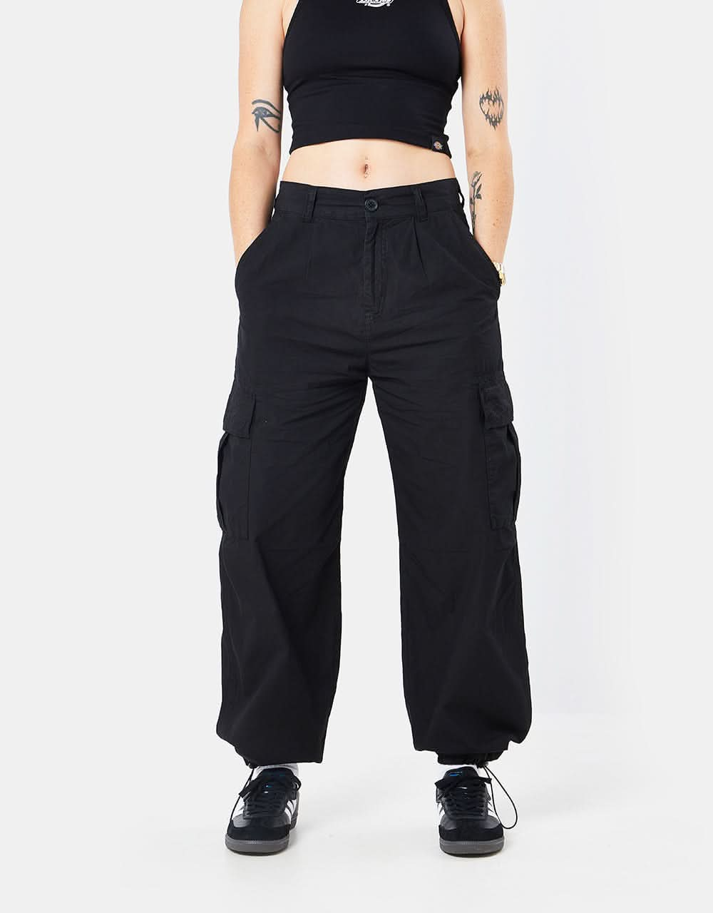 Route One Super Baggy Cargo Pant - Black