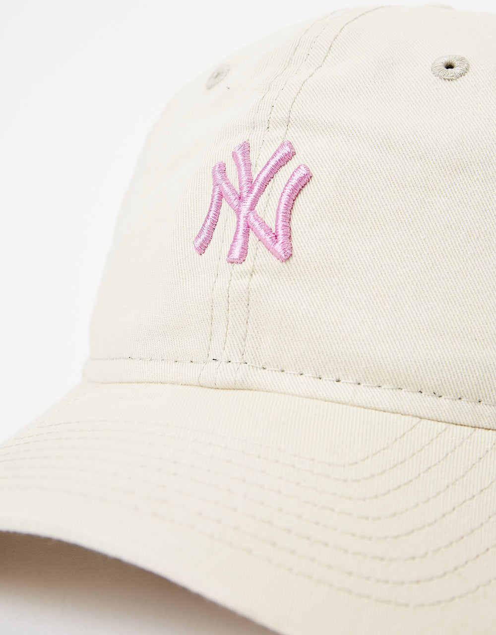 New Era 9Twenty®New York Yankees Mini Logo Cap  - Light Pink