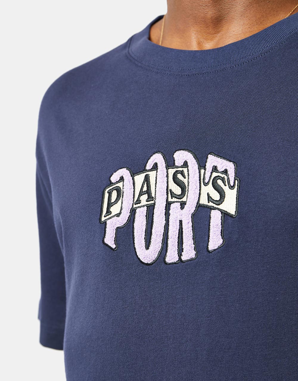 Pass Port Bulb Logo T-Shirt - Navy