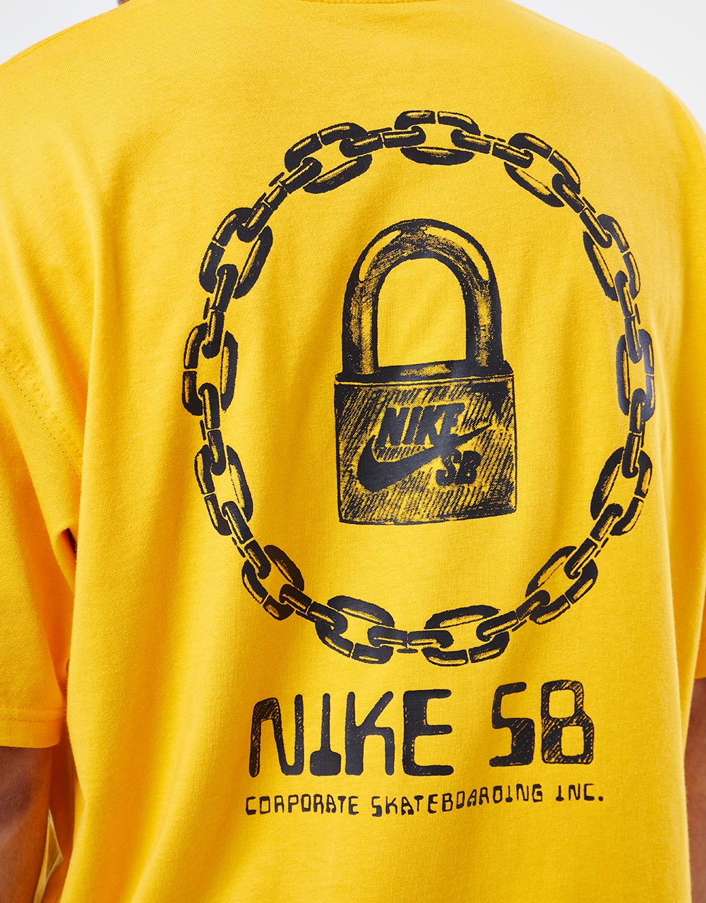 Nike SB On Lock T-Shirt - University Gold