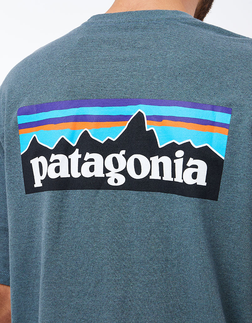 Patagonia P-6 Logo Responsibili-Tee® - Nouveau Green