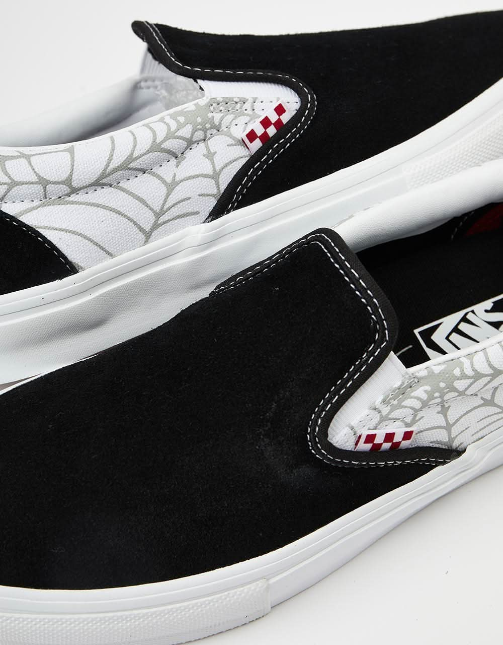 Vans Skate Slip On Shoes - (Black Widow) Black/White/Red