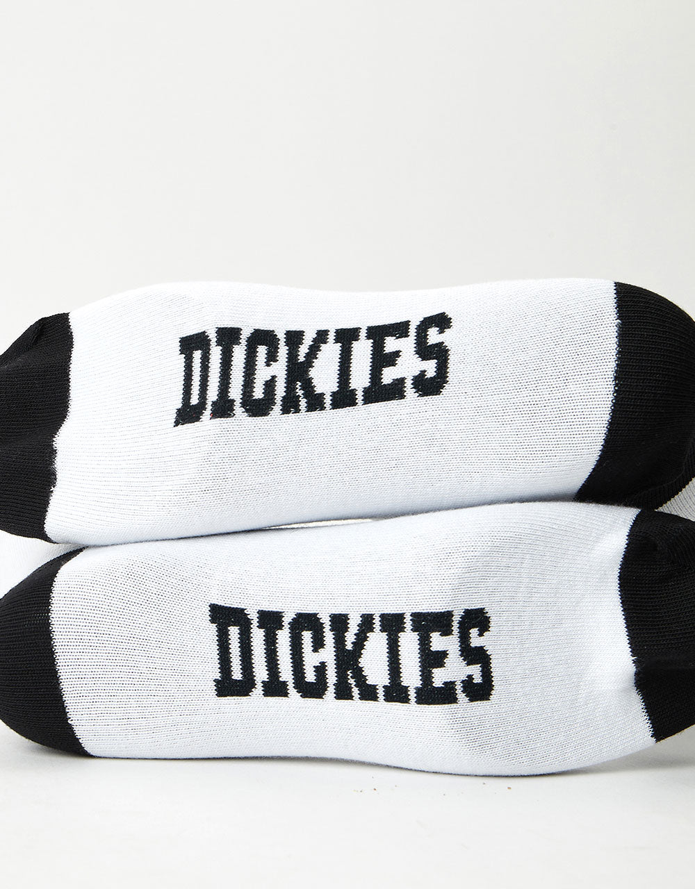 Dickies Westmoreland 2-Pack Crew Socks - White