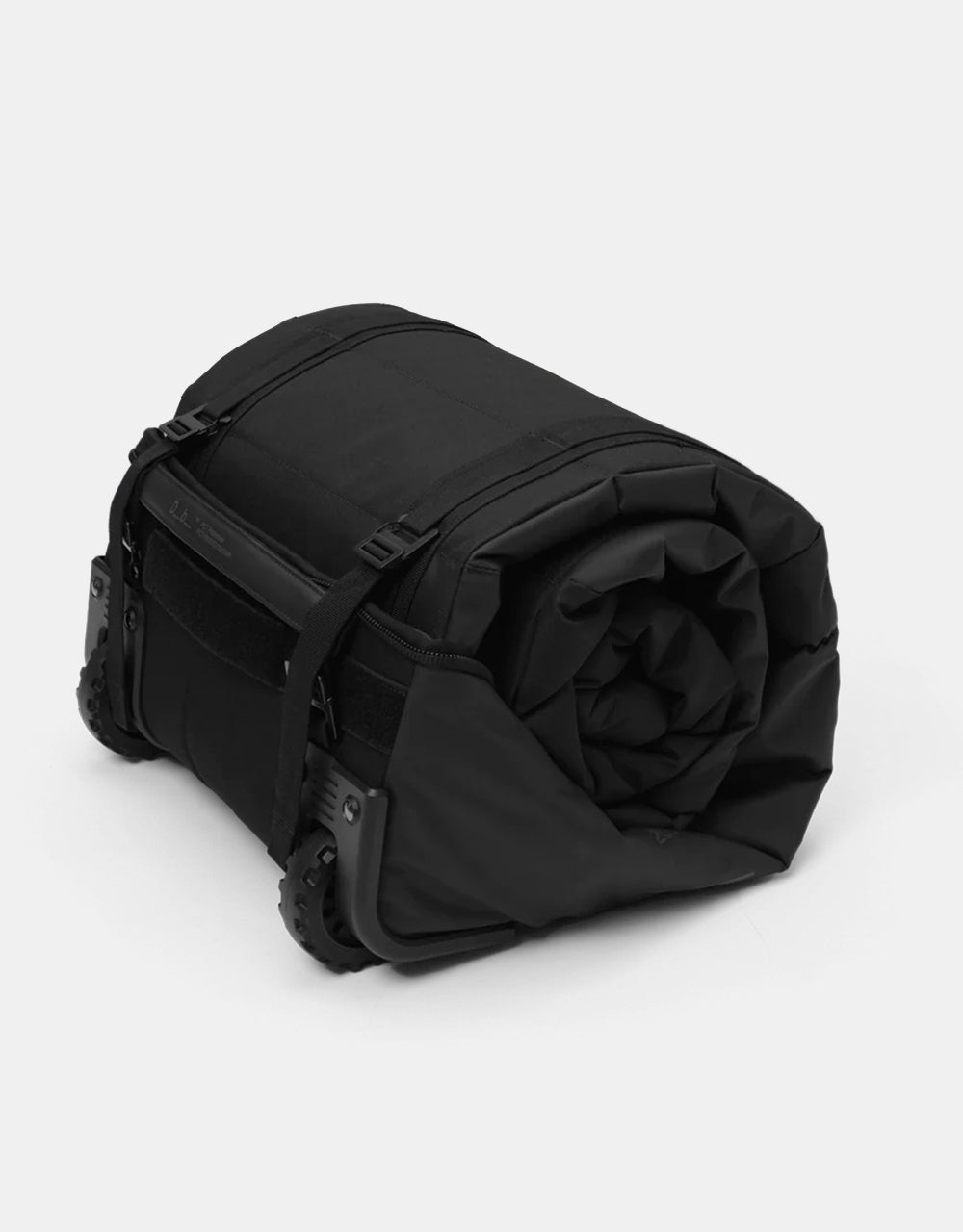 Db Pro Snow Roller Bag - Black Out