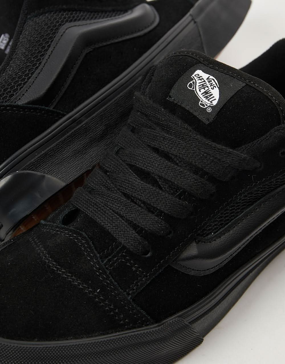 Vans Knu Skool Skate Shoes -  Black/Black