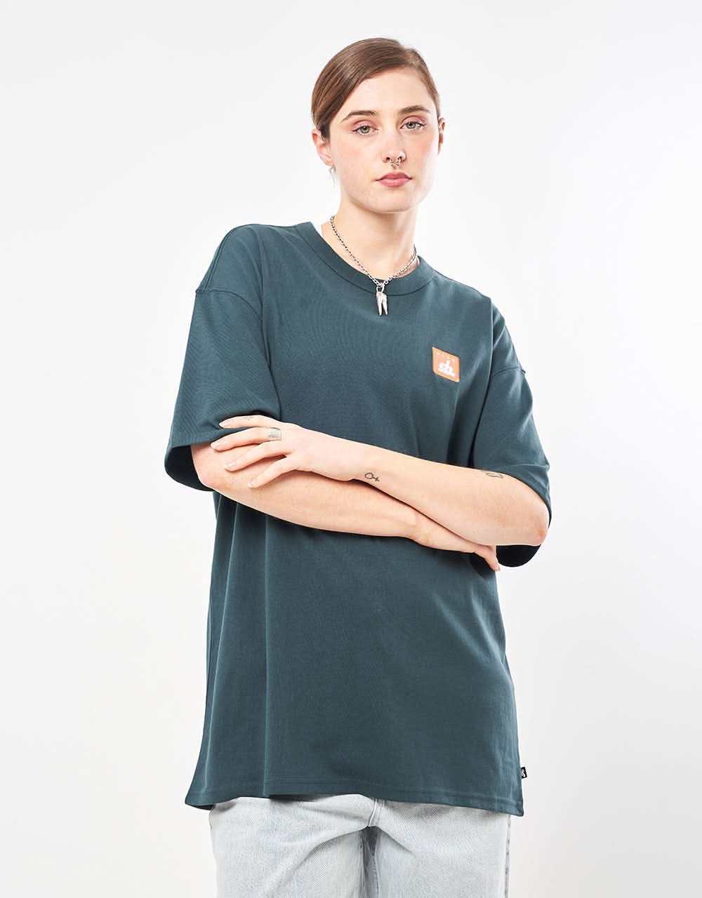[gender:f]