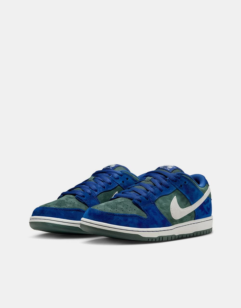 Nike SB 'Wildcard' Dunk Low Pro Skate Shoes - Dark Green/Blue/White