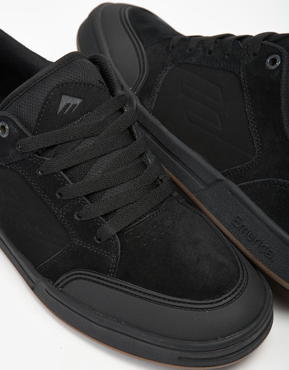 Emerica Heritic Skate Shoes - Black/Black – Route One