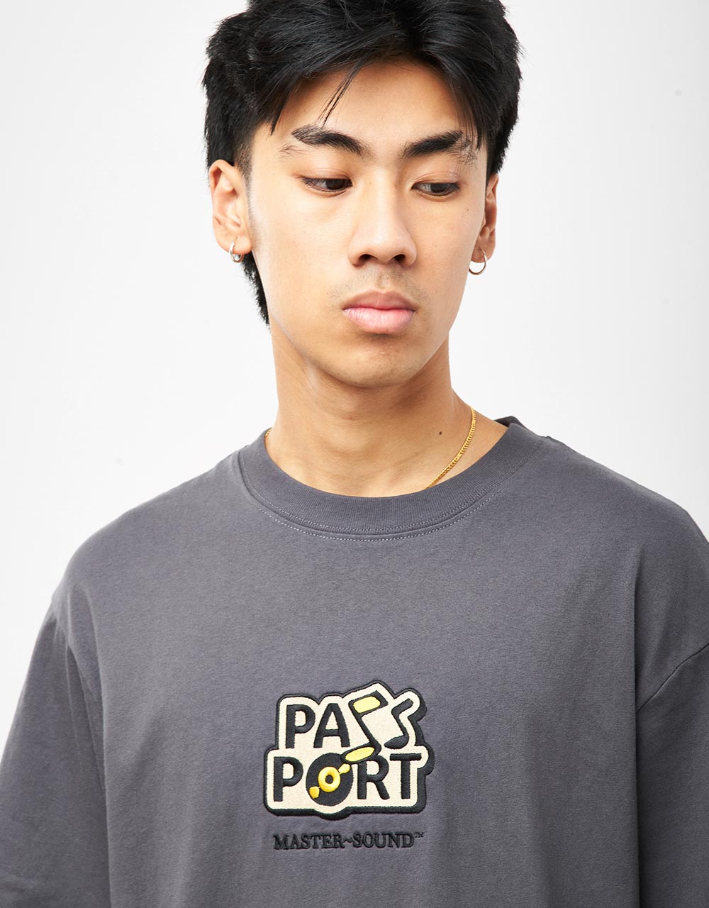 Pass Port Master~Sound T-Shirt - Tar