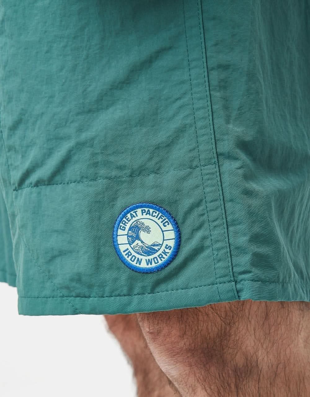 Patagonia Baggies 7" Short - GPIW Crest: Conifer Green