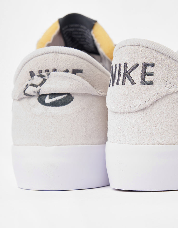 Nike SB Heritage Vulc Skate Shoes - Vast Grey/Iron Grey-Vast Grey-White