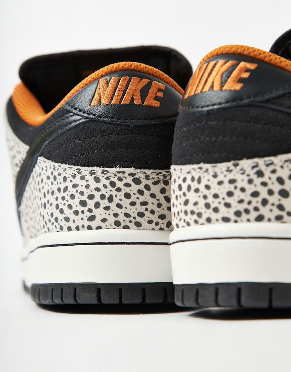 Nike SB Safari Electric Pack Dunk Low Pro PS Skate Shoes Phantom B Route One