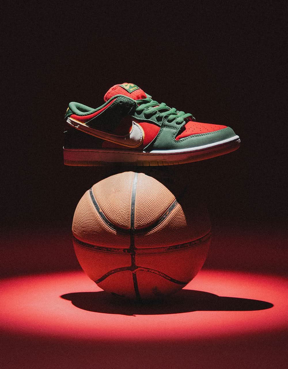 Wallpaper Nike Sb Started Nike SB 'Seattle SuperSonics' Dunk Low