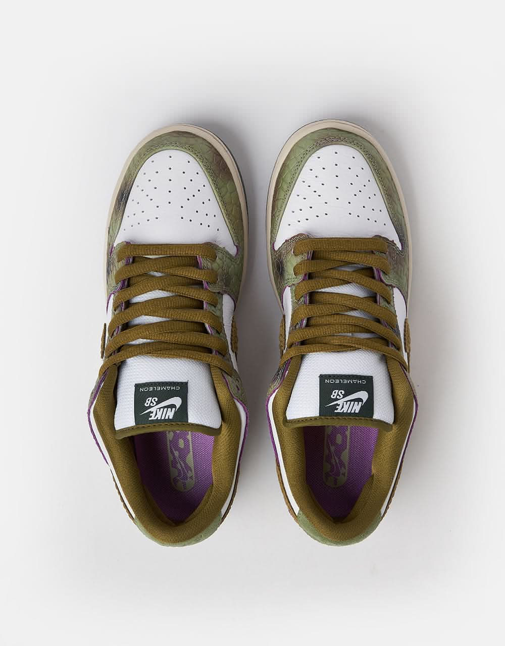 Nike SB 'Alexis Chameleon' Dunk Low Pro QS Skate Shoes - Oil Green