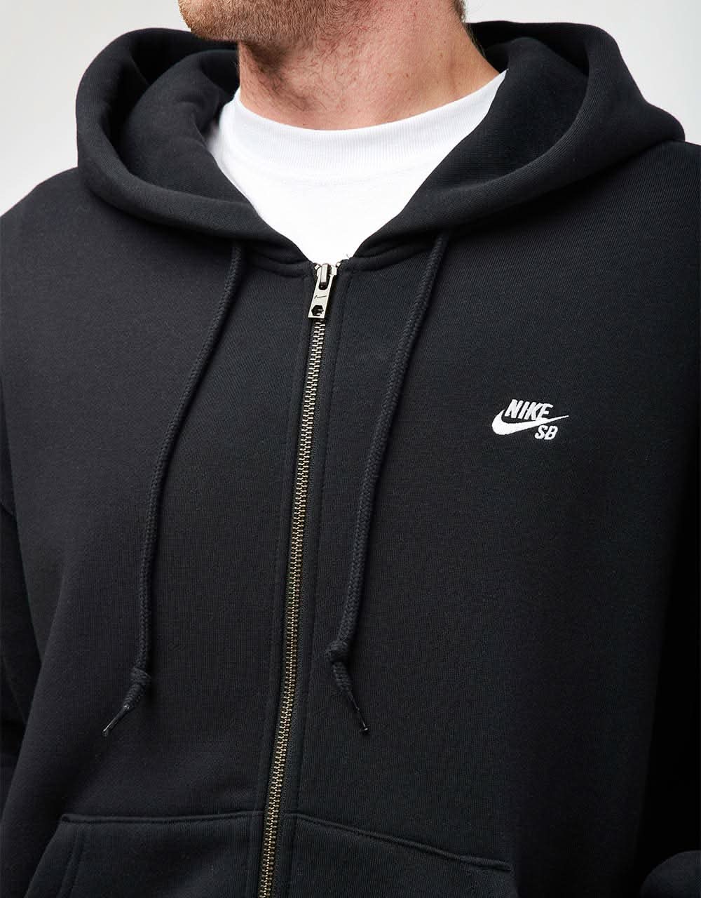 nike essential zip up hoodie