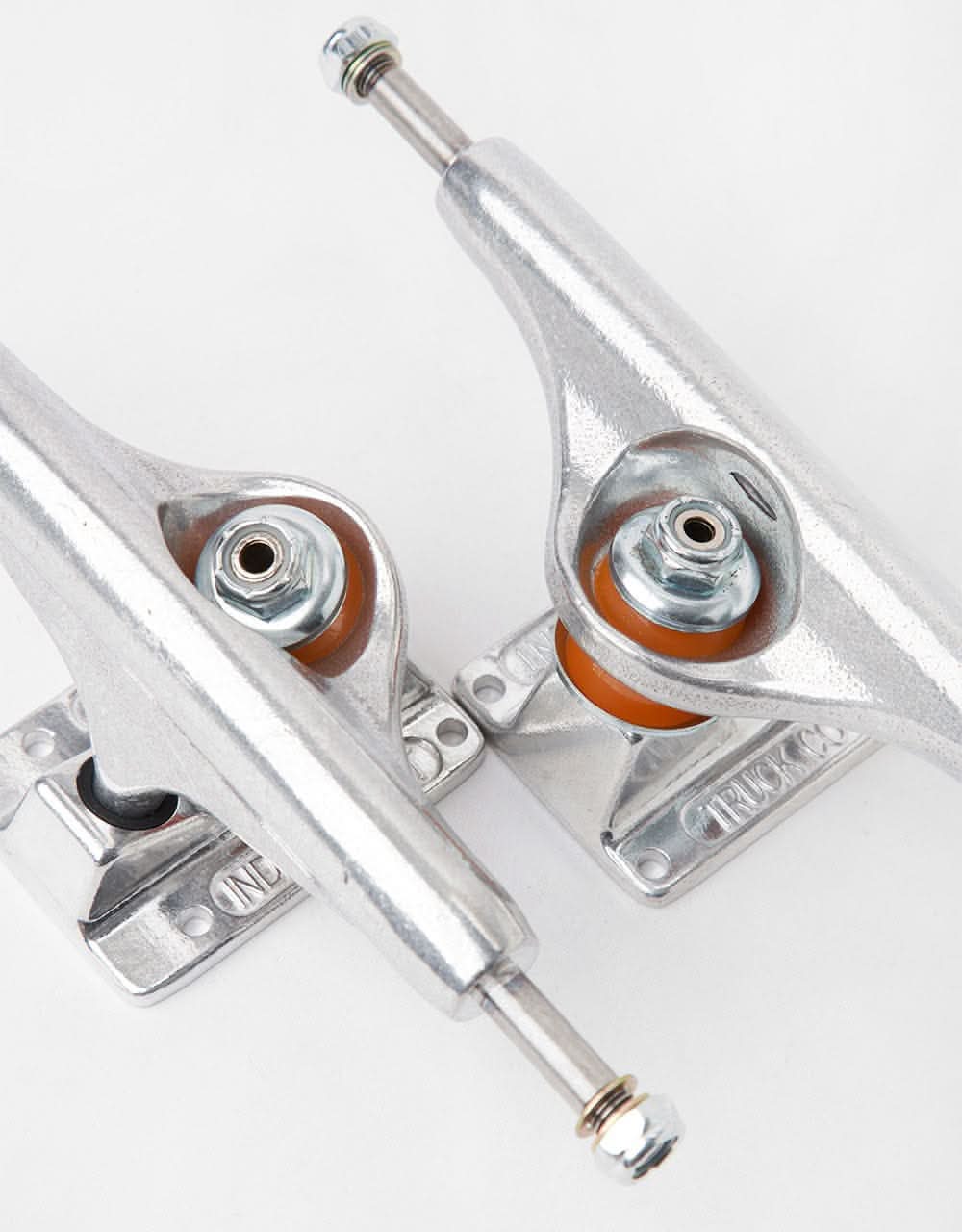 スケートボード Independent 149 Stage 11 Forged Titanium Independent Stage 11 Forged Titanium 149 Skateboard Trucks 8.5