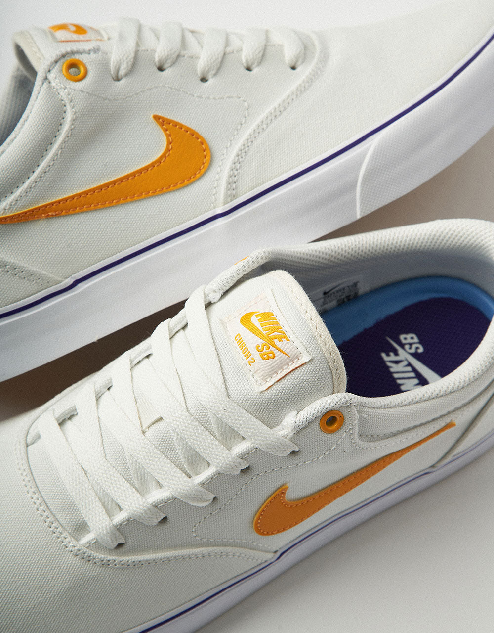 nike sb white and gold