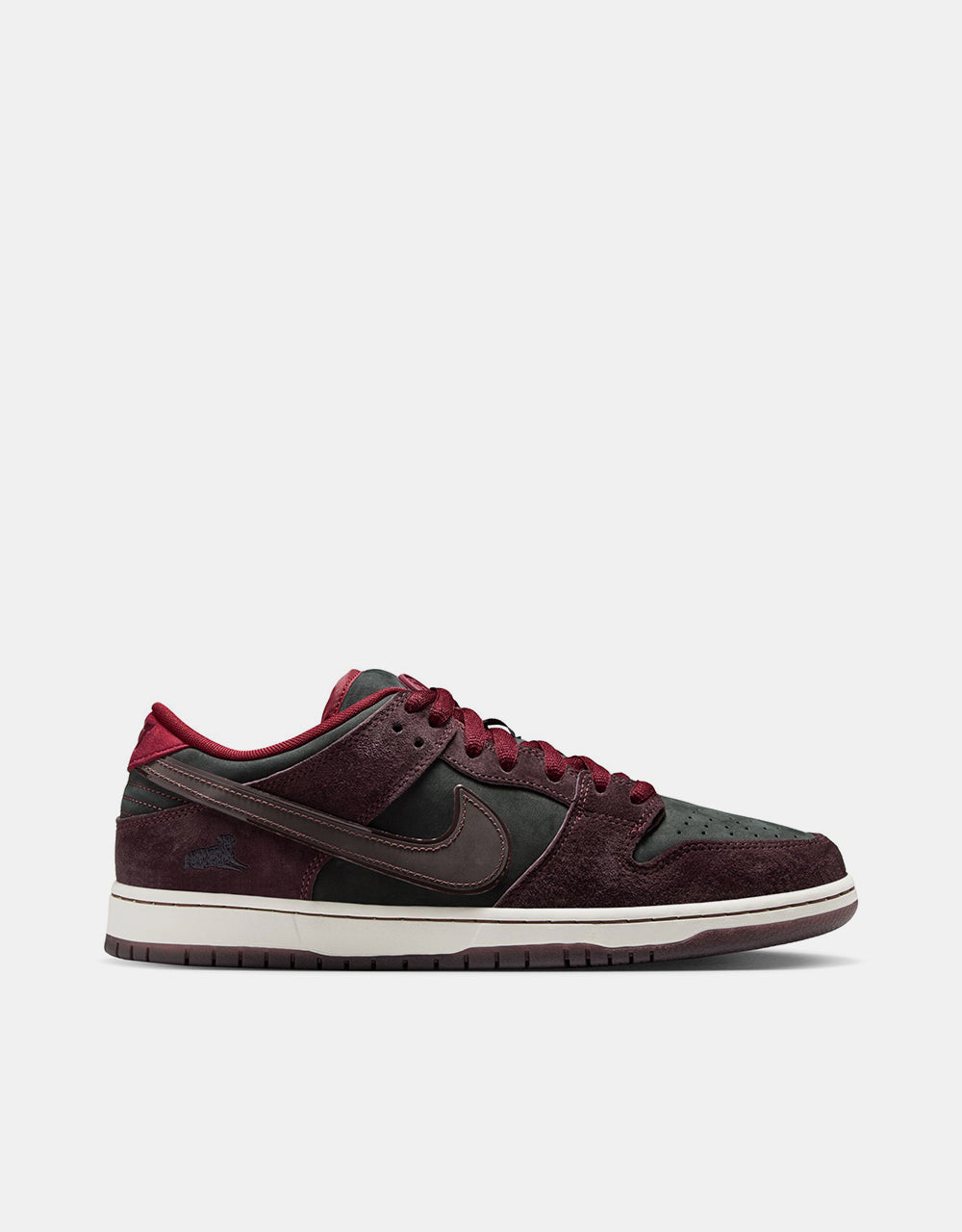 Nike SB 'Riot' Dunk Low Pro QS Skate Shoes - Mahogany/Dark