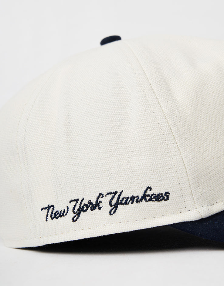New Era New York Yankees Script PC Golfer Snapback Cap - Ivory