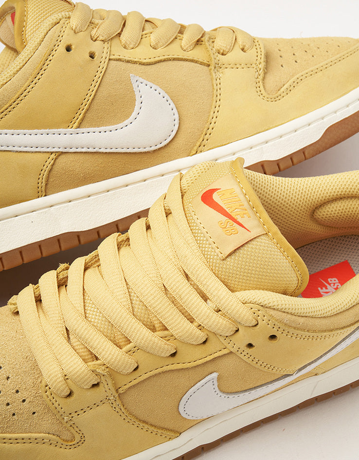 Nike SB Dunk Low Pro ISO Skate Shoes - Saturn Gold/Sail-Saturn