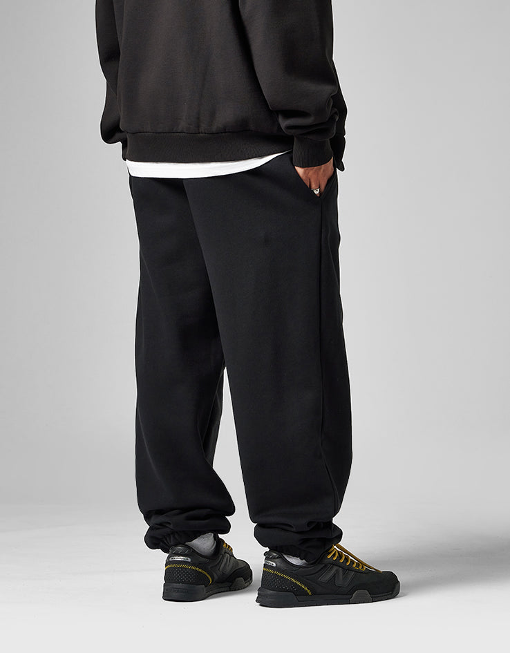 Route One Super Baggy Sweatpant - Black