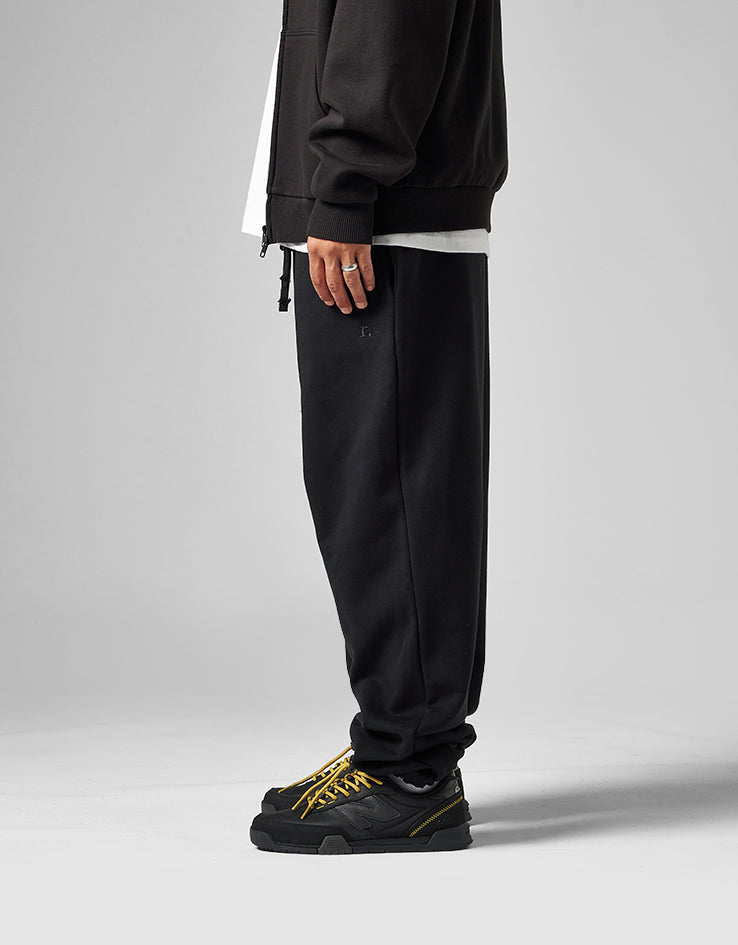 Route One Super Baggy Sweatpant - Black
