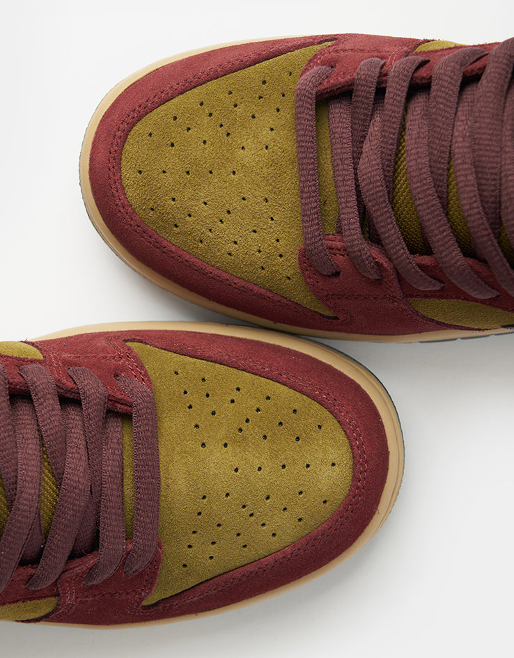Nike SB Dunk Low Pro Skate Shoes - Dark Team Red/Burgundy Crush