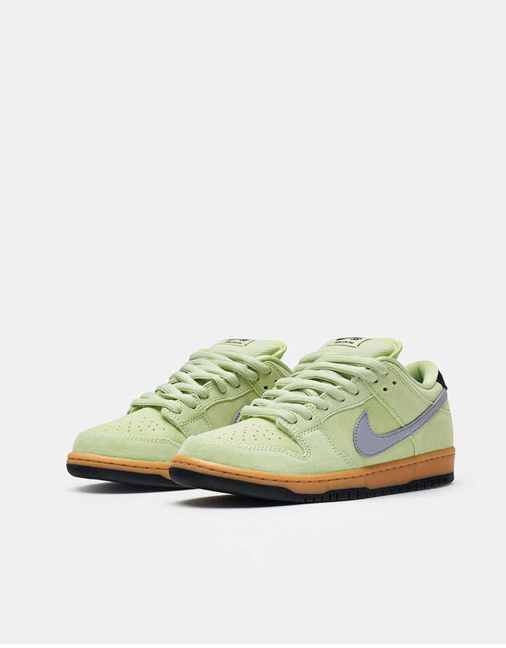 Nike SB Dunk Low Pro Premium Skate Shoes - Pistachio Frost/Wolf
