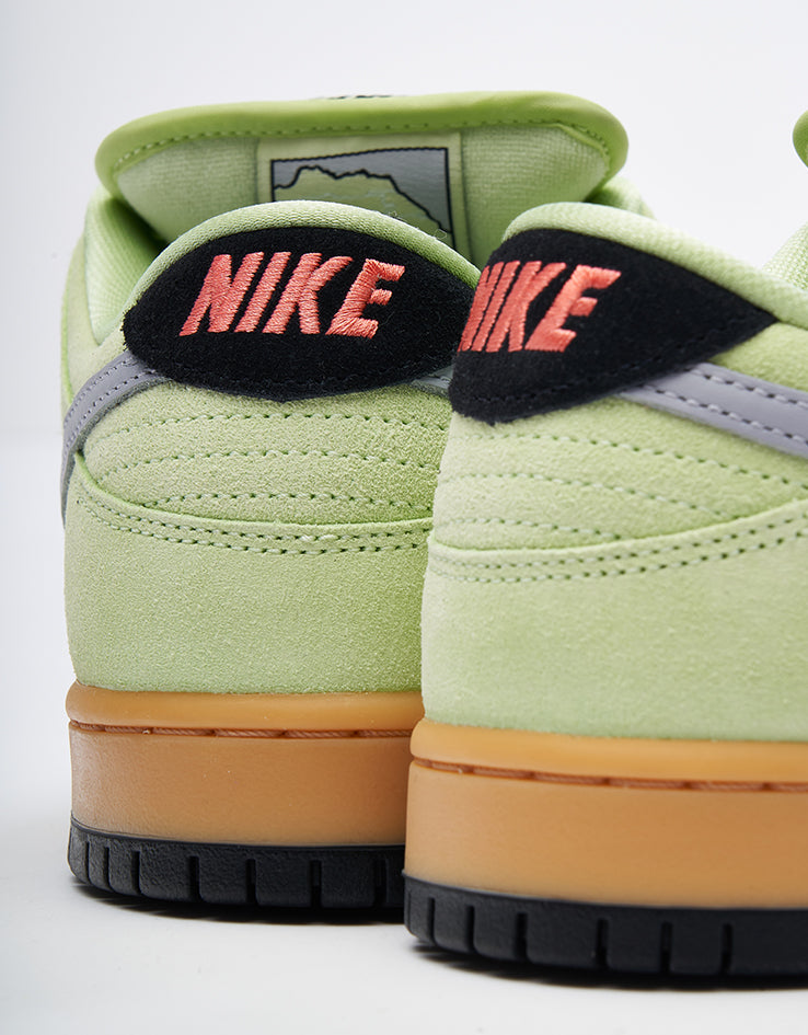 Nike SB Dunk Low Pro Premium Skate Shoes - Pistachio Frost/Wolf