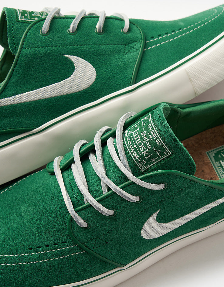 nike sb janoski suede sail