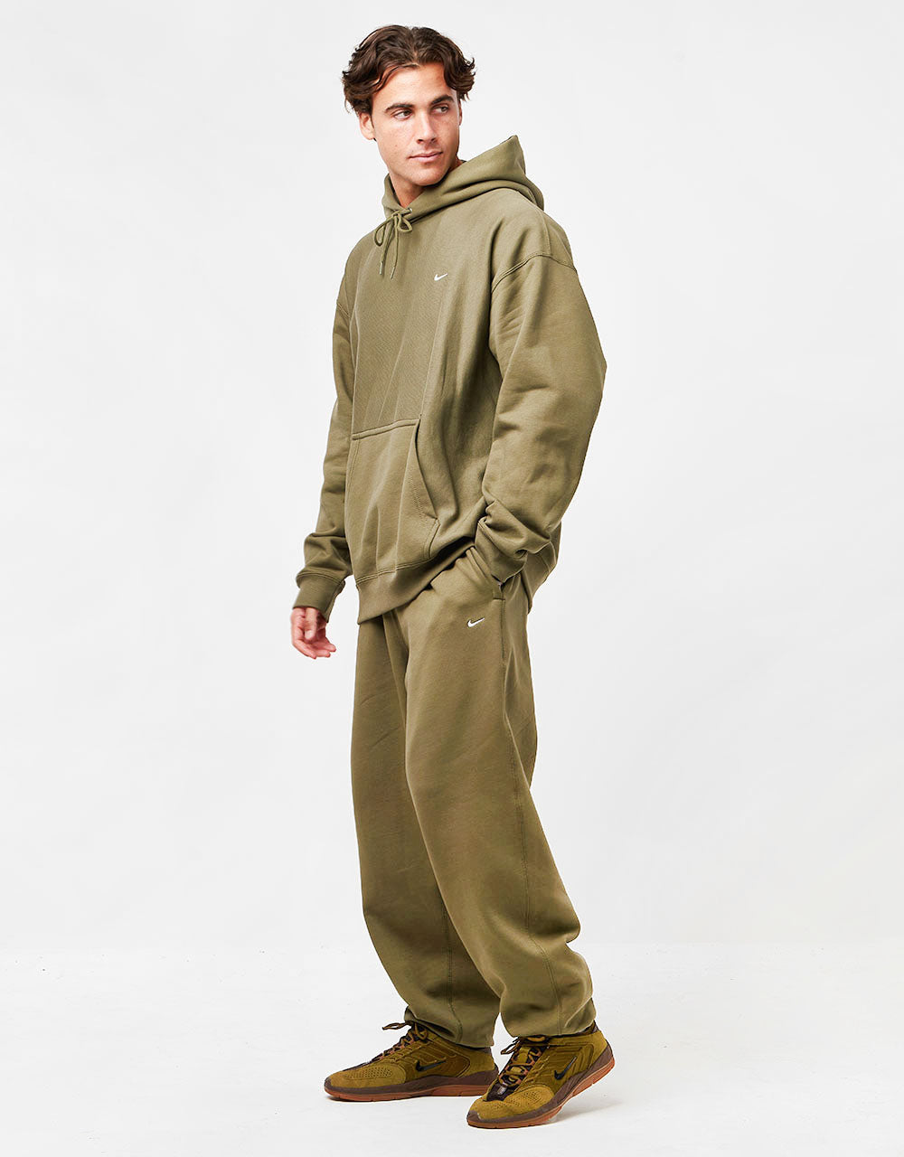 nike nrg hoodie olive